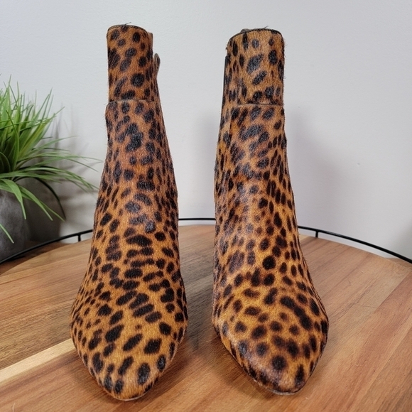 Veronica Beard Landon Calf Hair Leopard Print Booties Cone Heel Size 40.5 - Picture 13 of 17